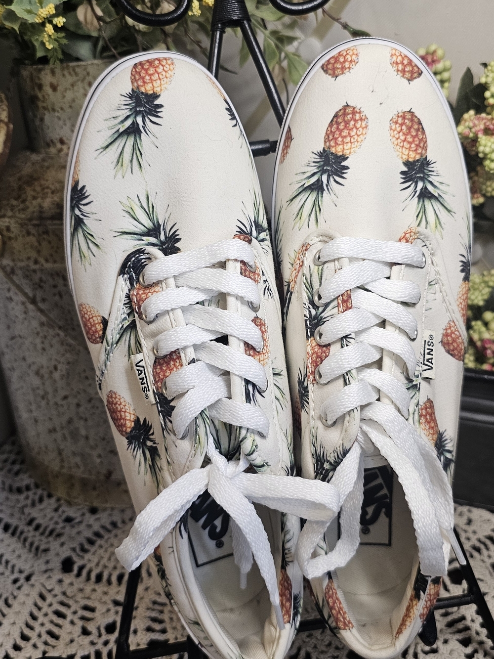 Vans Pineapple Print Women's Lace-Up Sneakers - White - Picture 2 of 13